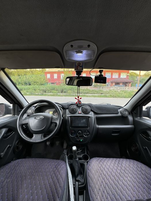 ВАЗ (LADA) Granta 2190, 2012 года