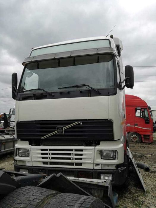 Dezmembrăm Volvo FH FM FL E3 E4 E5