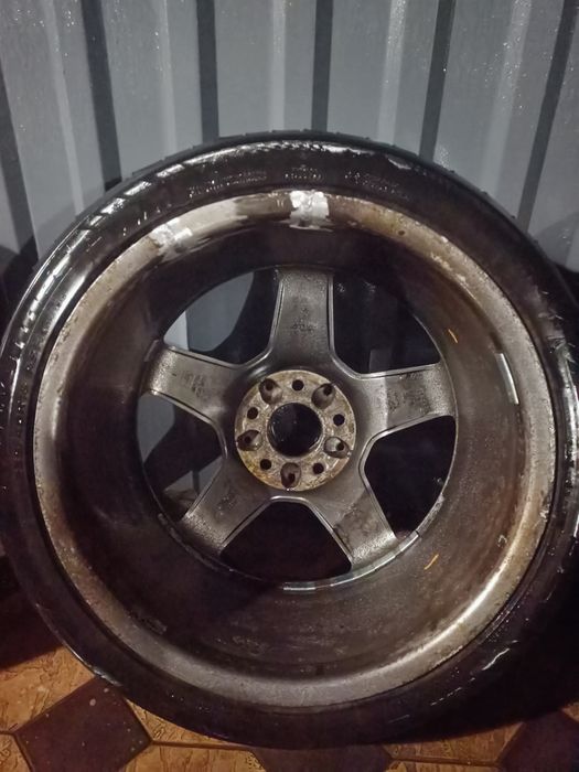 Продам диски от Мерседес оригинал amg