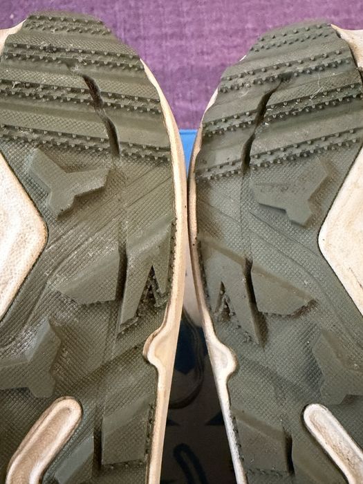 Vând Hoka Kaha 3 low gtx