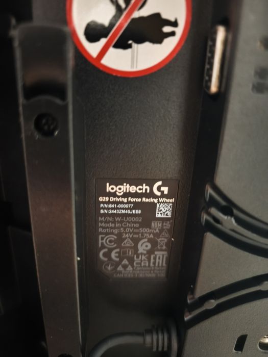 Volan cu pedalier Logitech G29