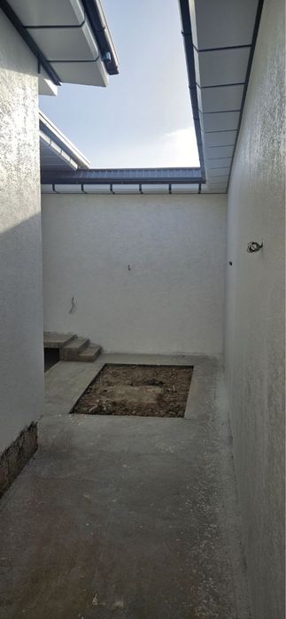 Uchastka 3.8 sotix Sotiladi