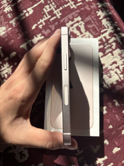 Iphone 13 mini pink