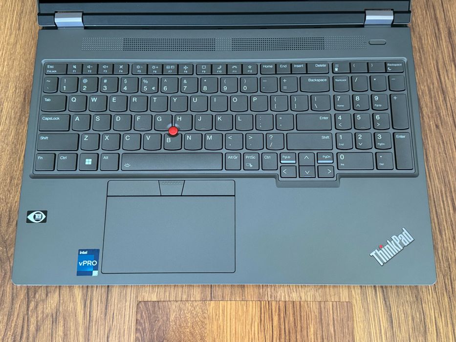 16' 4K+ OLED Touch Core i7-12850HX Lenovo ThinkPad P16 G1 32GB DDR5/1TB NVMe/RTX A1000/Бат 6ч.