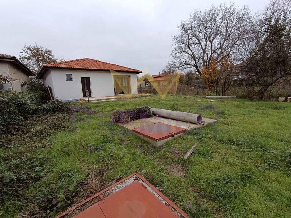 Продава се Къща в с. Старо Оряхово, Област Варна - 100 кв.м за 536 €/кв.м - Снимка #3
