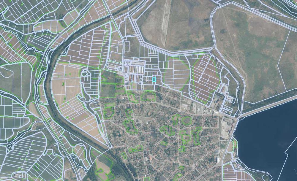 нива до трафопост, удобно за фотоволтаици, до регулация