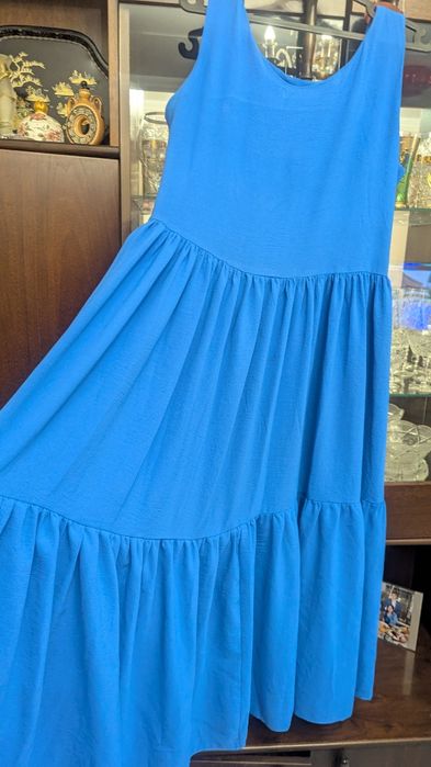 Продам очень красивый сарафан