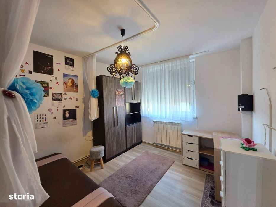 3 camere, decomandat, zonă centrală, mobilat și utilat