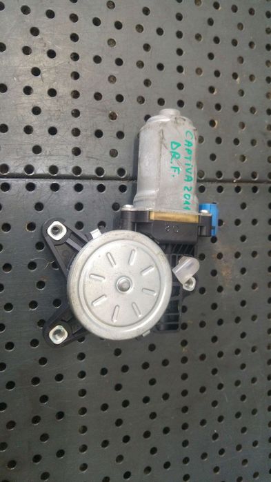 Motoras macara dreapta fata chevrolet captiva c100 c140 96627080