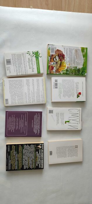 Лот книги здраве ,храна ,смути ,суровоядство,фибри