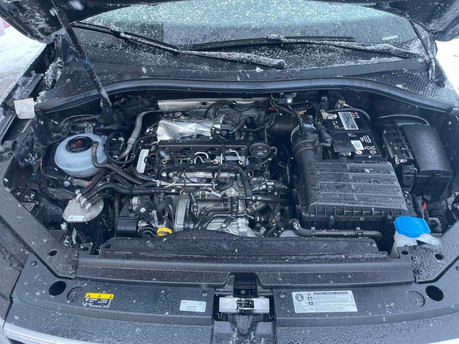 dezmembrez vw tiguan R-line 2019/bara fata tiguan/far tiguan