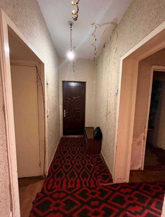 Юнусабад6 | 2/4/4 | Франция 60м2 | два балкона 1/7, 1/3 | не торец |