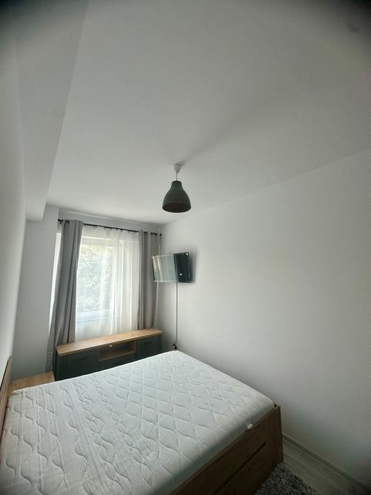 Proprietar Închiriez apartament 2 camere Nou