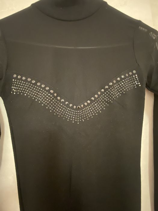 Дамска рокля от финно плетиво и тюл, с пайети!