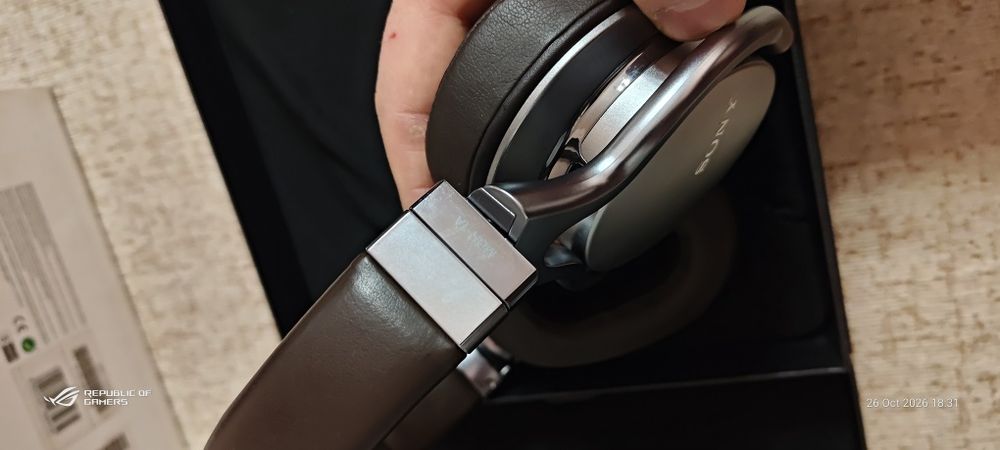 Sony MDR-1A over ear cu fir