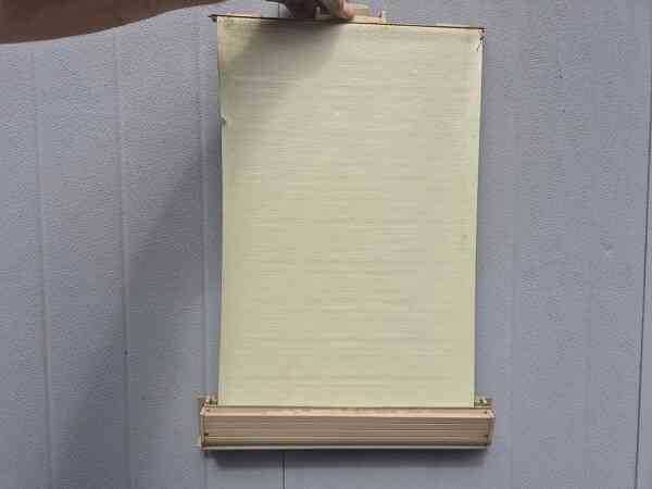 Jaluzele tip retractabil geamuri rulota