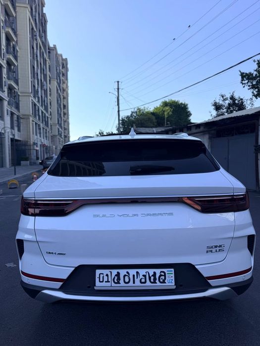Byd song plus pro  hybrid