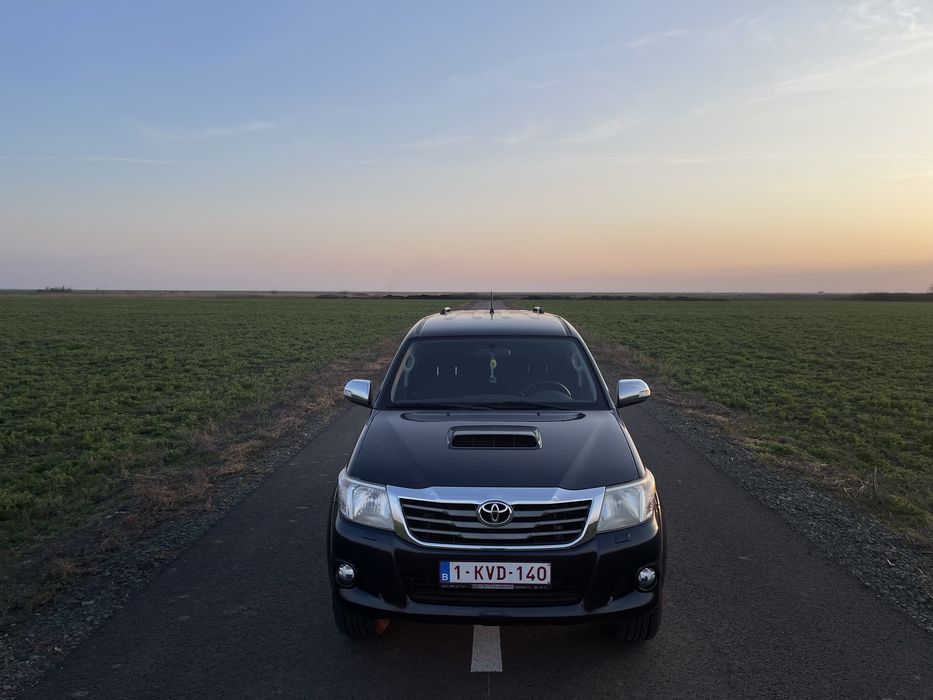 TOYOTA Hilux 2015 — imagine 2