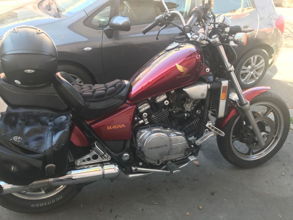 Vand Honda Magna VF 700 C