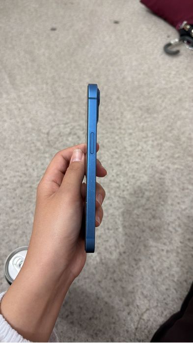 Продам iphone 13