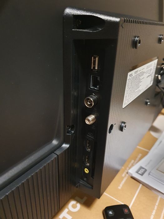 Televizor Smart FULLHD TCL 81 cm