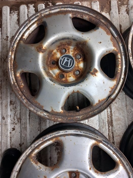 4ри бр железни джанти 17цола 5×114,3; ет.45; 64.1мм,оригинални Хонда