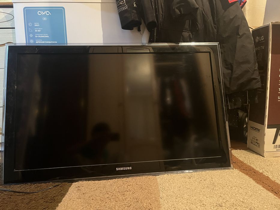 Продам телевизор хорошый состояни