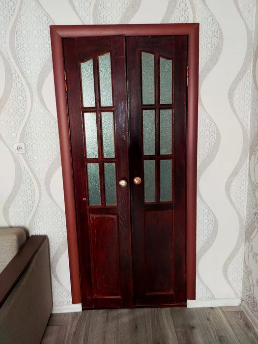 Двери Есіктер  буу