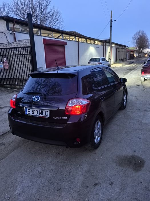 Toyota Auris 2011
