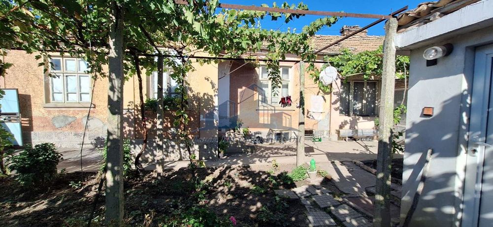 Продава се Къща в с. Хан Крум, Област Шумен - 100 кв.м за 383 €/кв.м - Снимка #8