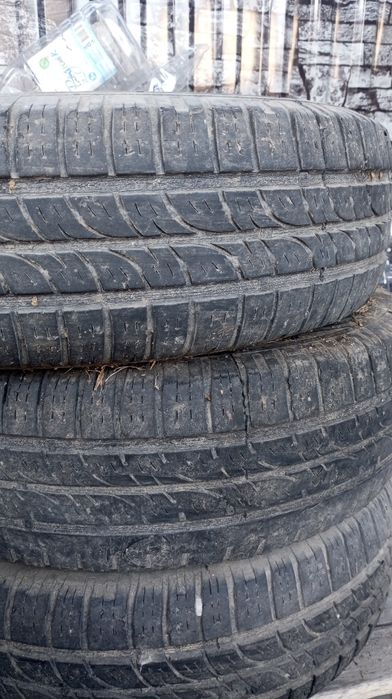 Продам летнюю резину