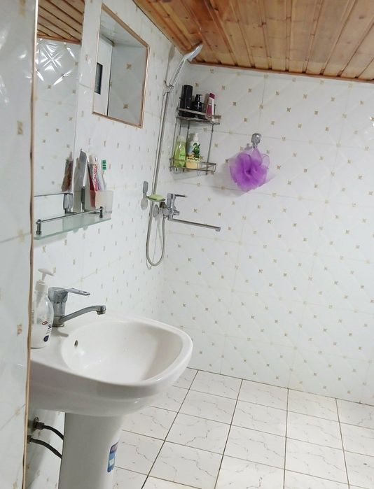 Nurafshon shahrida shoshilinch sotiladi