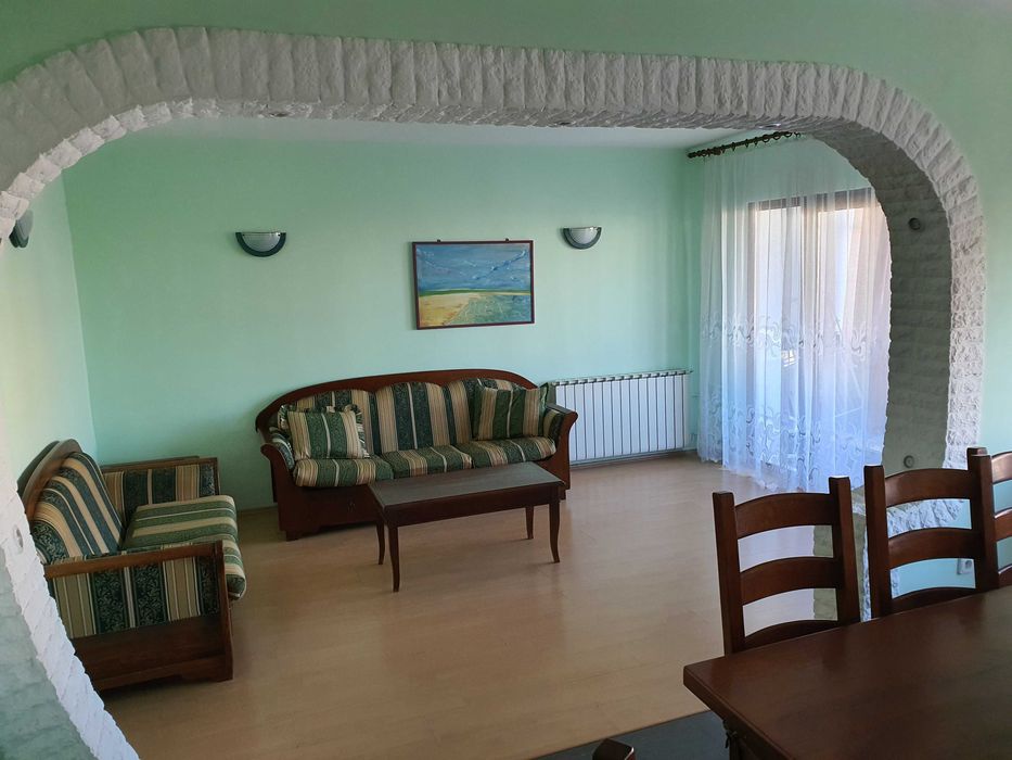 Inchiriez Apartament 3 camere zona Rogerius