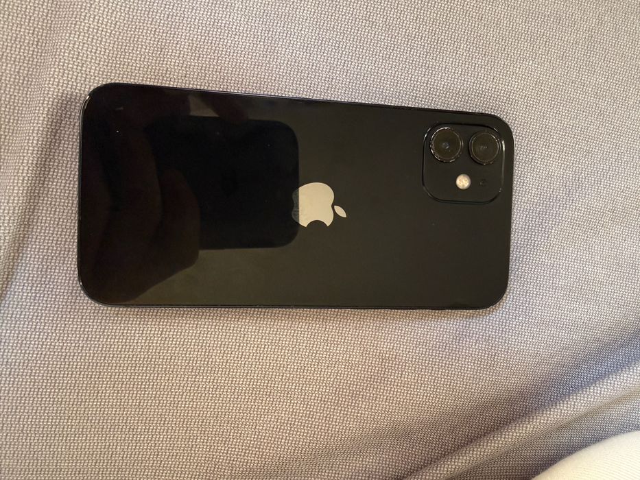 Vand iphone 12 64GB