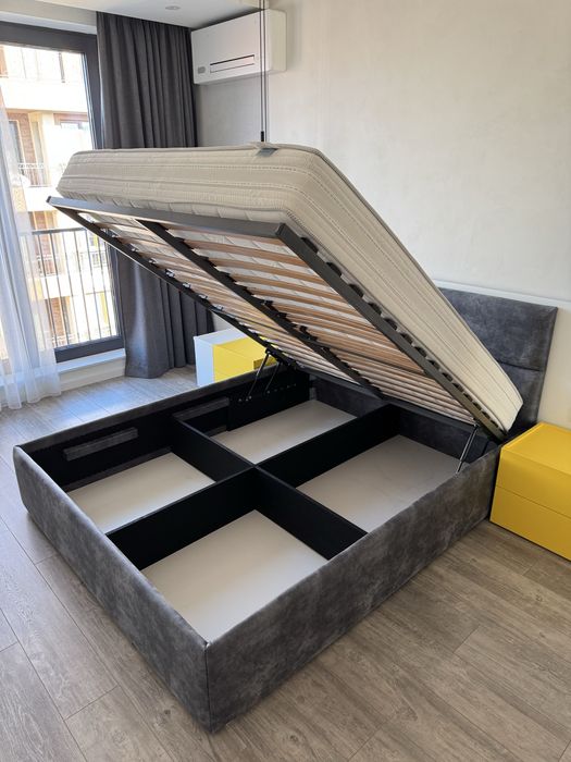 Дизайнерска спалня/легло + матрак Magniflex + шалте и калъфки Textura