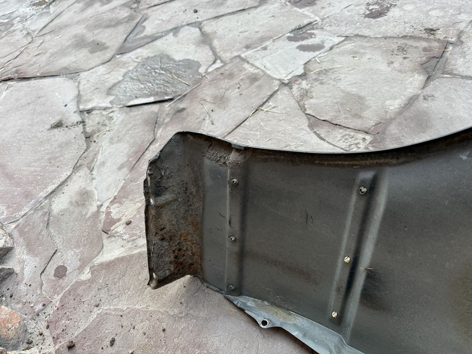 Крылья (до рестайлинг) на BMW e34