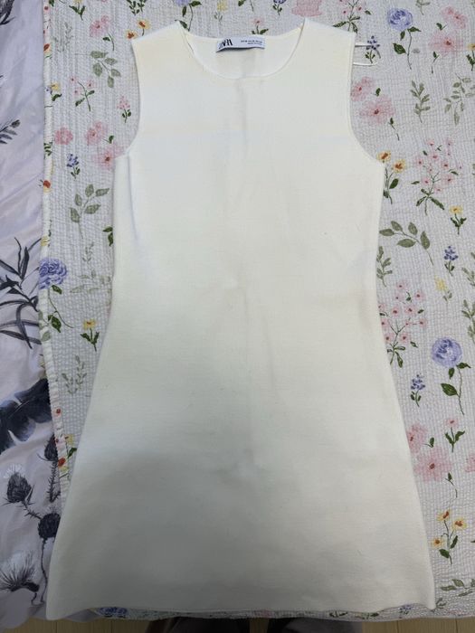 Короткое платье, айвори