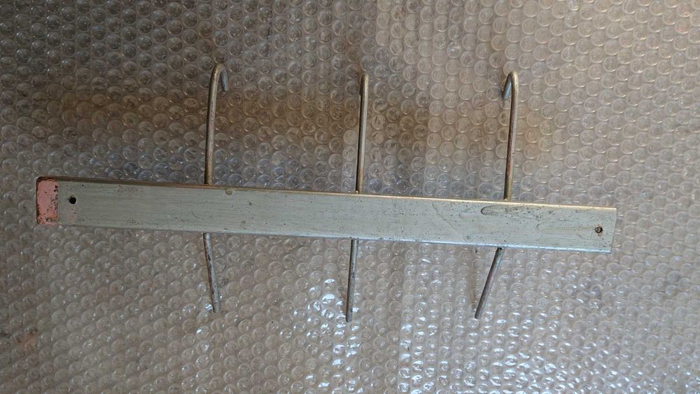 Стара  закачалка.