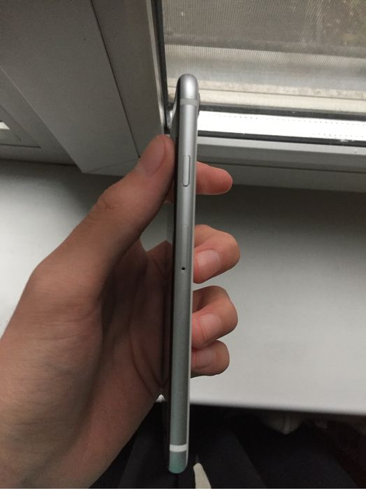 Iphone se2 обменяю 128гб