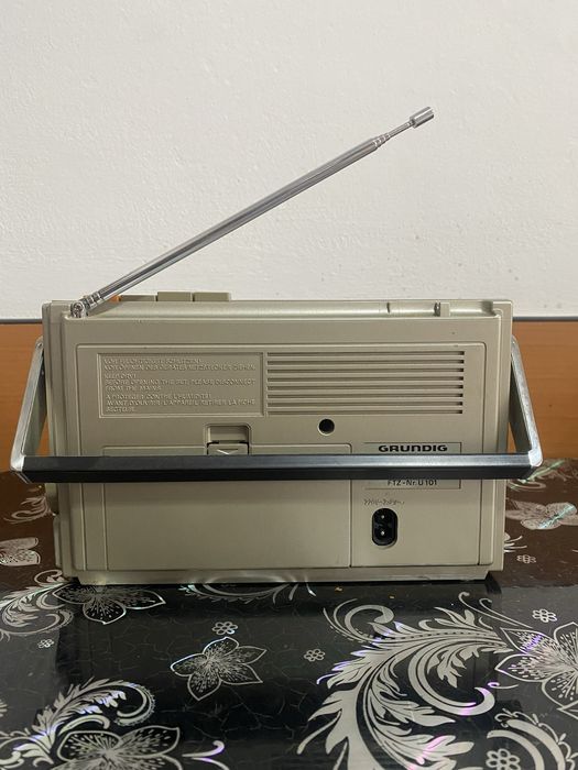 Radio Grundig Hit Boy 100