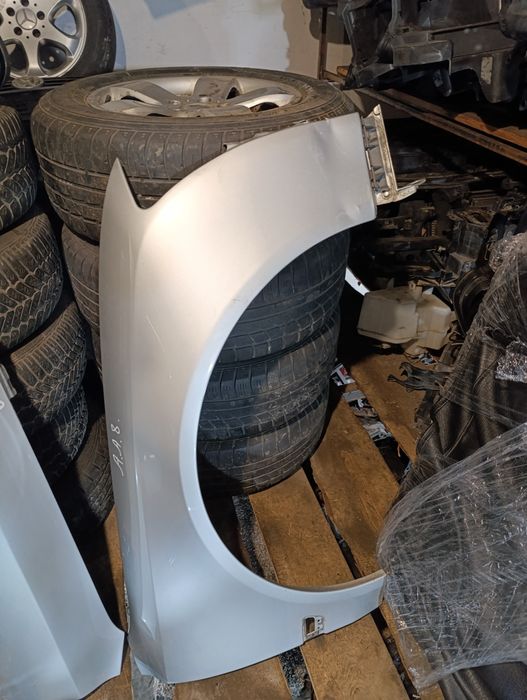 Крылья на Ауди А8D3 из Германии