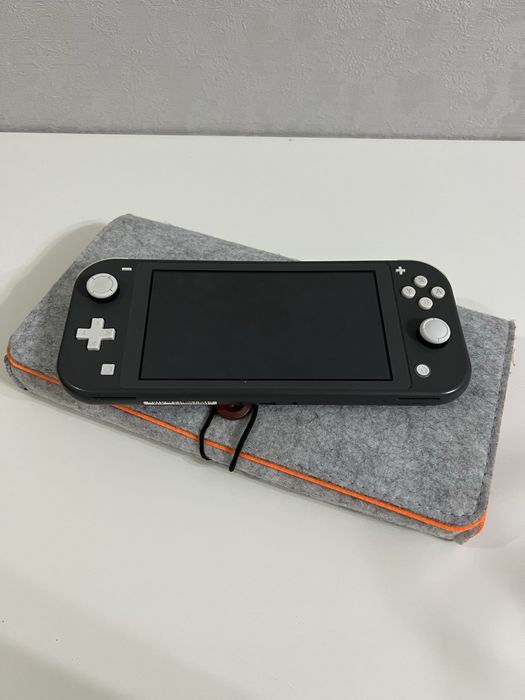 ПРОШИТЫЙ Nintendo Switch Lite