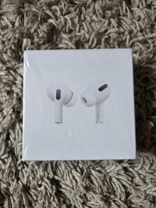 Продавам слушалки airpods
