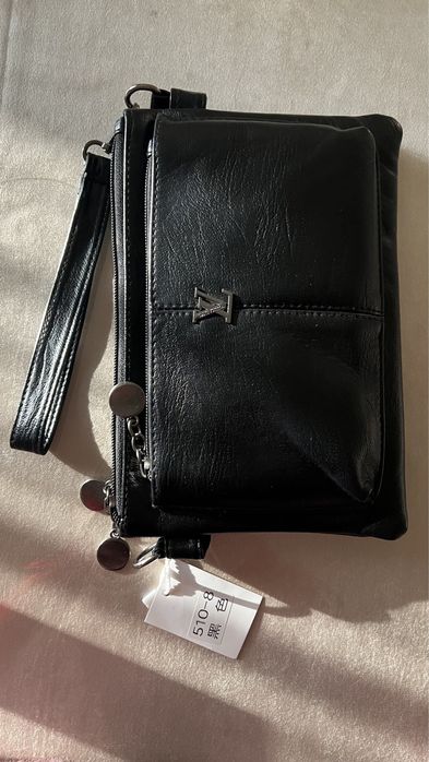 Новый женский кошелек с 4мя кармашками