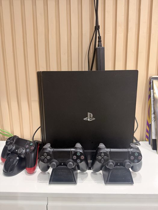PlayStation 4 Pro 1 ТБ
