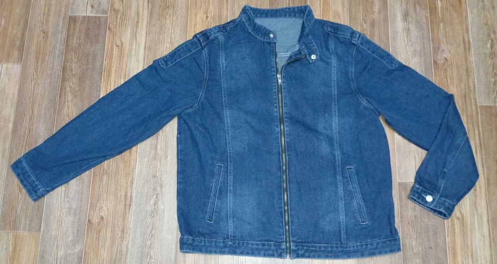 Джинсовая куртка