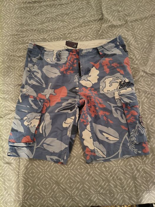 Pantaloni scurți măsură L