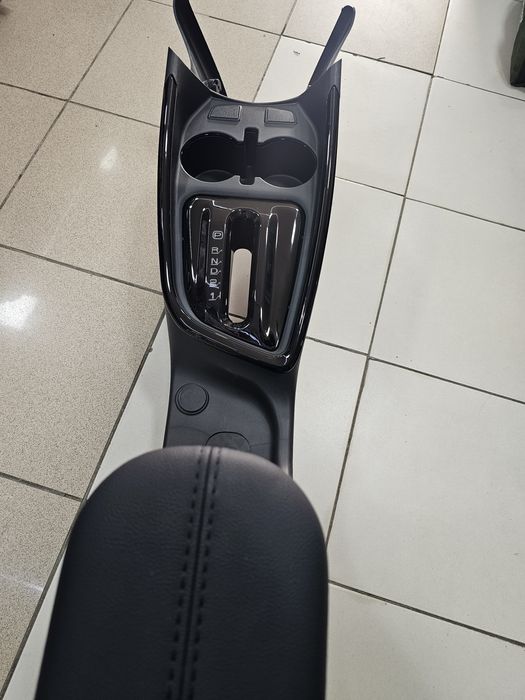 Spark bar Onix dizayn