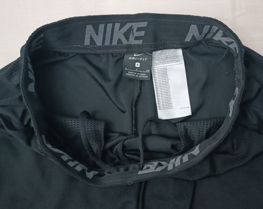 Nike DRI-FIT Shorts оригинални гащета S Найк спорт фитнес черни шорти