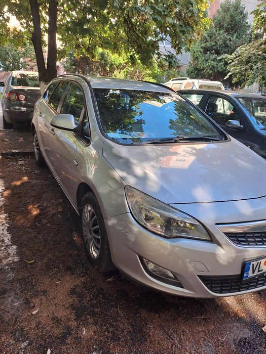 OPEL Astra 2011 — imagine 3